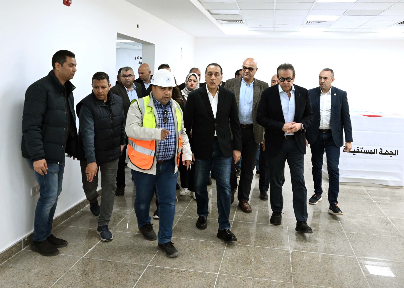 رئيس الوزراء يتفقد مشروع إنشاء مستشفى شبين القناطر المركزي.. صور 1 رئيس الوزراء يتفقد مشروع إنشاء مستشفى شبين القناطر المركزي.. صور