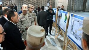 رئيس الوزراء يتفقد مشروع إنشاء مستشفى التأمين الصحي الشامل الجديد بالعاصمة الجديدة.. صور