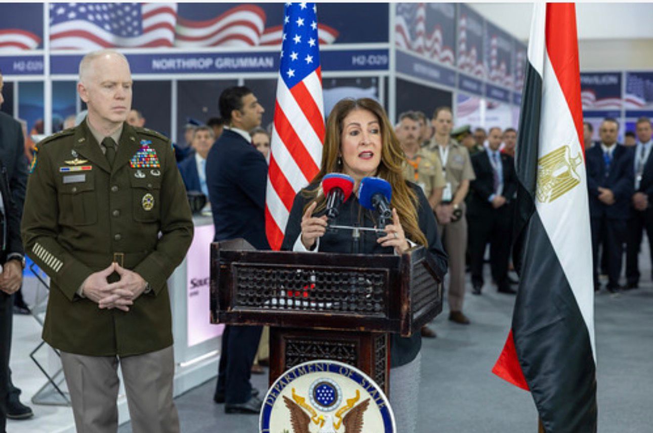 مشاركة أمريكية قوية في معرض "EDEX 2025" تؤكد الشراكة الاستراتيجية مع مصر.. صور