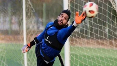 قبل بطولة أفريقيا.. طبيب بيراميدز يكشف تفاصيل إصابة أحمد الشناوي