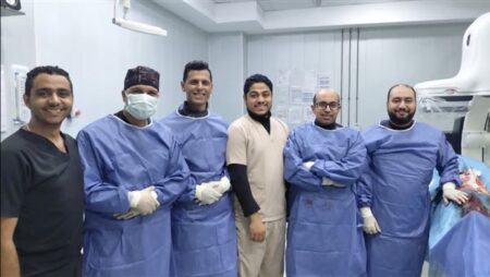 «15مايو التخصصي» يعلن نجاح قسطرة مخية لمريض يعاني من جلطات متكررة