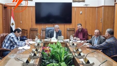 «صوتك مسموع».. جلسات مباشرة للاستماع لشكاوى العاملين وتعزيز التواصل بشركة "الإسكندرية" لتوزيع الكهرباء