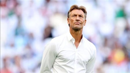 كأس العرب.. مدرب السعودية: لم نحترم كرة القدم أمام المغرب كأس العرب.. مدرب السعودية: لم نحترم كرة القدم أمام المغرب