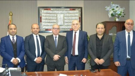 توقيع عقد تخصيص قطعة أرض بين هيئة المجتمعات العمرانية ونادي الصيد المصري توقيع عقد تخصيص قطعة أرض بين هيئة المجتمعات العمرانية ونادي الصيد المصري