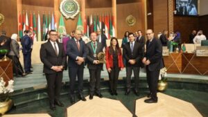 وزير الشباب يشهد حفل توزيع جوائز التميز الحكومي العربي