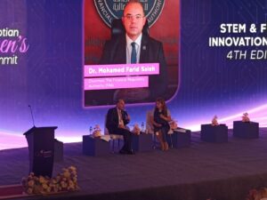 رئيس هيئة الرقابة المالية: الرقمنة قفزت بعدد المستثمرين في البورصة إلى 280 ألف سنويًا مقابل 25 ألفًا فقط قبل 3 أعوام رئيس هيئة الرقابة المالية: الرقمنة قفزت بعدد المستثمرين في البورصة إلى 280 ألف سنويًا مقابل 25 ألفًا فقط قبل 3 أعوام