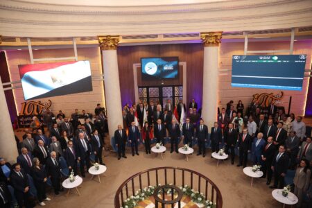 اسلام عزام: البورصة المصرية تستحوذ على 16% من الناتج المحلي الإجمالي