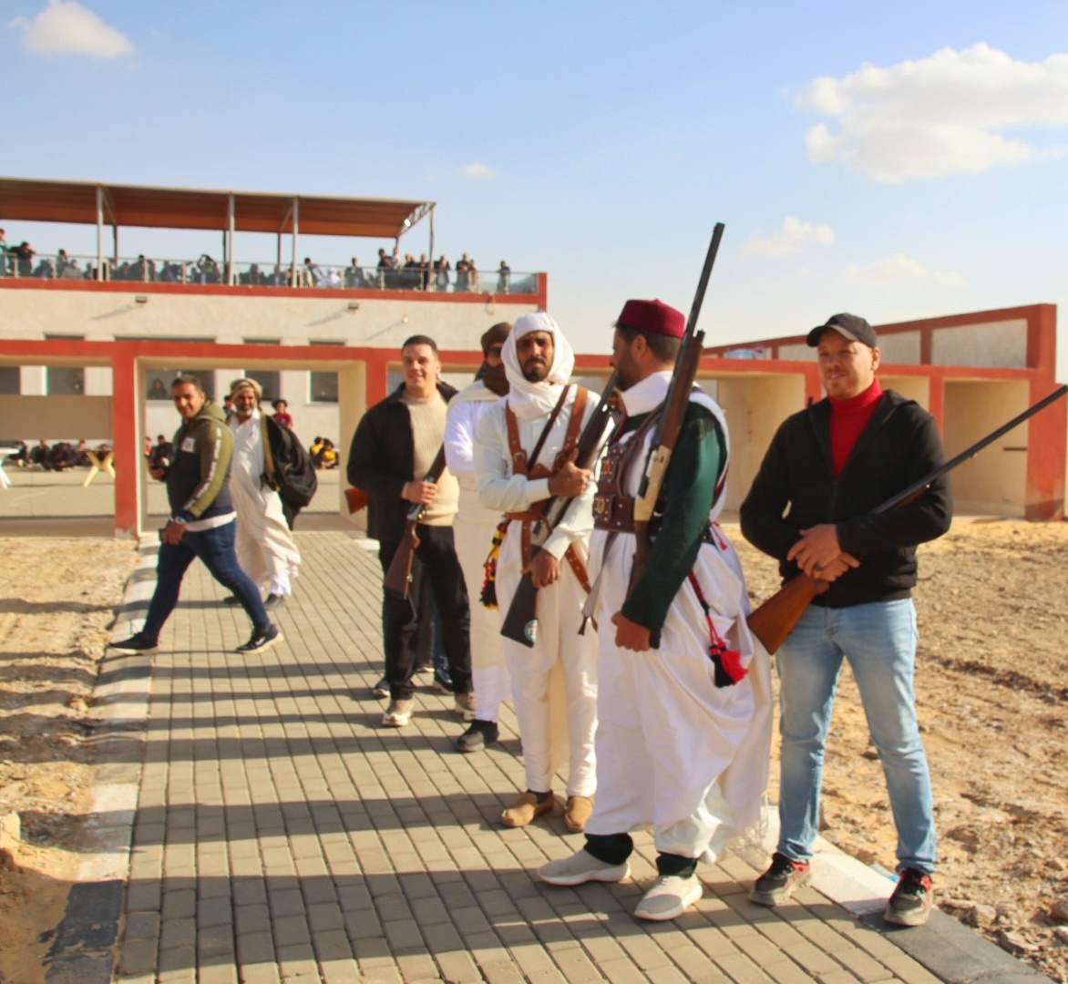 وزير الرياضة ورئيس الاتحاد المصري للرماية يفتتحان ميدان الرماية الجديد بالخارجة دعما للرياضات النوعية 1 وزير الرياضة ورئيس الاتحاد المصري للرماية يفتتحان ميدان الرماية الجديد بالخارجة دعما للرياضات النوعية