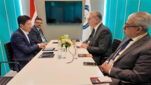 وزير البترول يناقش مع شركات صينية وبرازيلية للتعدين مجالات الاستثمار في مصر