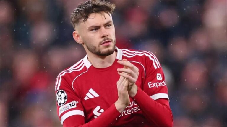 برادلي عن لاعب ليفربول: محظوظون بوجوده معنا