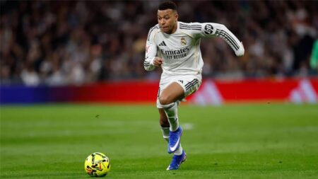 بعد إصابته.. هل يخوض كيليان مبابي كأس السوبر الإسباني؟