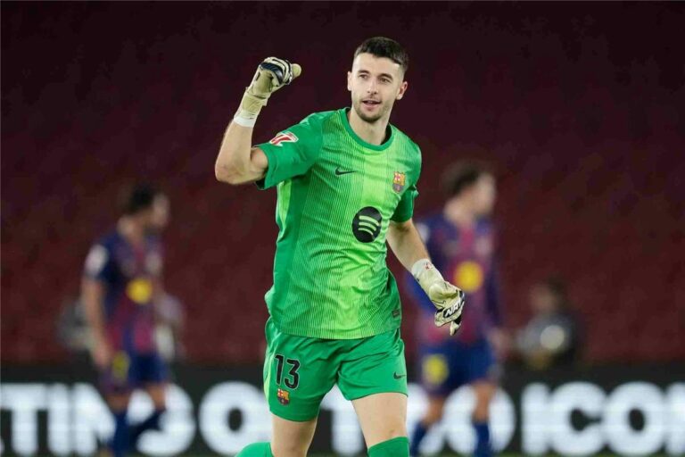 مدرب إسبانيول: لست مهتمًا بأزمة جارسيا.. وتذكروا ما فعله برشلونة مع لويس فيجو مدرب إسبانيول: لست مهتمًا بأزمة جارسيا.. وتذكروا ما فعله برشلونة مع لويس فيجو