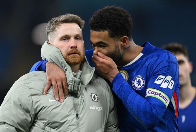 سكاي سبورت: مدرب تشيلسي الجديد يصل إلى لندن تمهيداً لخلافة ماريسكا سكاي سبورت: مدرب تشيلسي الجديد يصل إلى لندن تمهيداً لخلافة ماريسكا