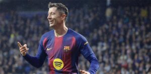 ليفاندوفسكي ملحمًا إلى إمكانية اعتزاله: كرة القدم ليست كل حياتي.. ولست خائفًا من إنهاء مسيرتي