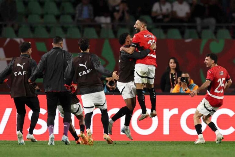 محمد صلاح يمنح سلوت خارطة الطريق في ليفربول بعد تأهل منتخب مصر محمد صلاح يمنح سلوت خارطة الطريق في ليفربول بعد تأهل منتخب مصر