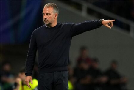 برشلونة يستغل السوبر الإسباني لحسم صفقة من الدوري السعودي