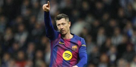 موقف ليفاندوفسكي من الرحيل عن برشلونة إلى الهلال السعودي