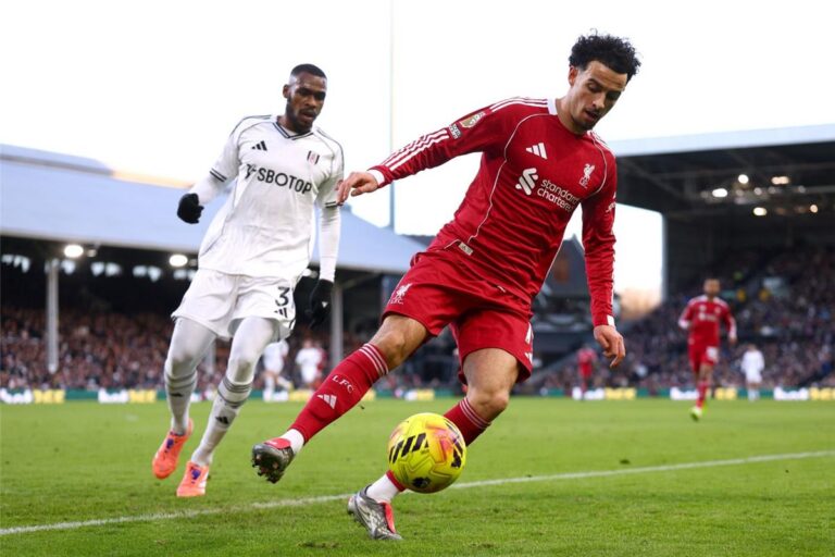 كورتيس جونز عن مشاركته كجناح: مستعد لمساعدة ليفربول في أي مركز.. ونحتاج للفوز على آرسنال كورتيس جونز عن مشاركته كجناح: مستعد لمساعدة ليفربول في أي مركز.. ونحتاج للفوز على آرسنال