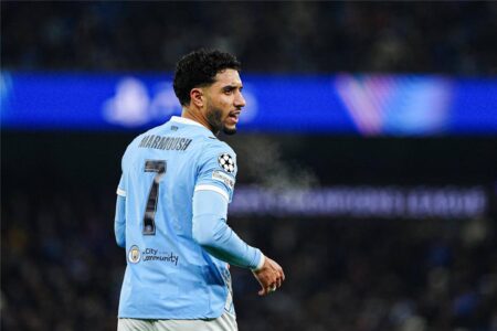 حقيقة دخول توتنهام في محادثات لضم عمر مرموش حقيقة دخول توتنهام في محادثات لضم عمر مرموش