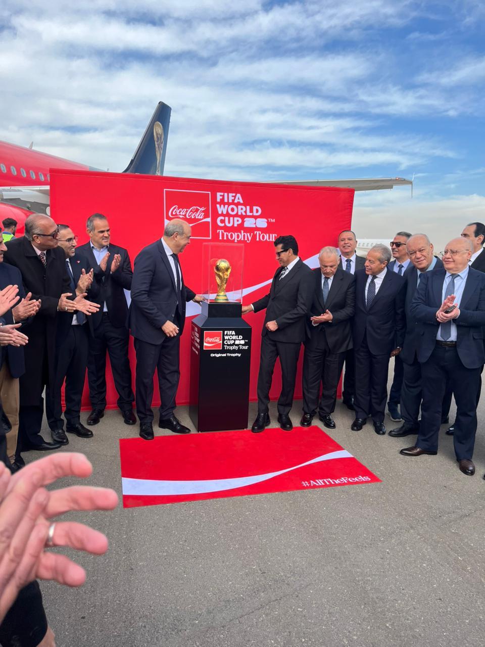 جمارك مطار القاهرة تنهي إجراءات دخول وخروج كأس العالم 2 جمارك مطار القاهرة تنهي إجراءات دخول وخروج كأس العالم