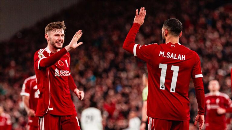 تقارير: إصابة برادلي تحسم مستقبل محمد صلاح مع ليفربول