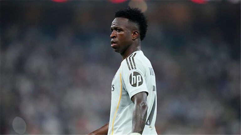 سبورت: فينيسيوس ينفعل على حكم الكلاسيكو بسبب لامين يامال سبورت: فينيسيوس ينفعل على حكم الكلاسيكو بسبب لامين يامال