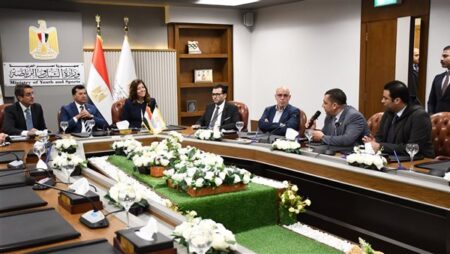 بالعاصمة الجديدة.. وزير الشباب يلتقي نظيريه اللبناني والأردني لتعزيز التعاون المشترك