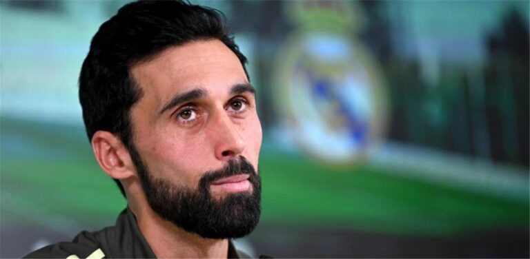 لاعب برشلونة السابق ينتقد اختيار أربيلوا: يدرب ريال مدريد بسبب مورينيو لاعب برشلونة السابق ينتقد اختيار أربيلوا: يدرب ريال مدريد بسبب مورينيو