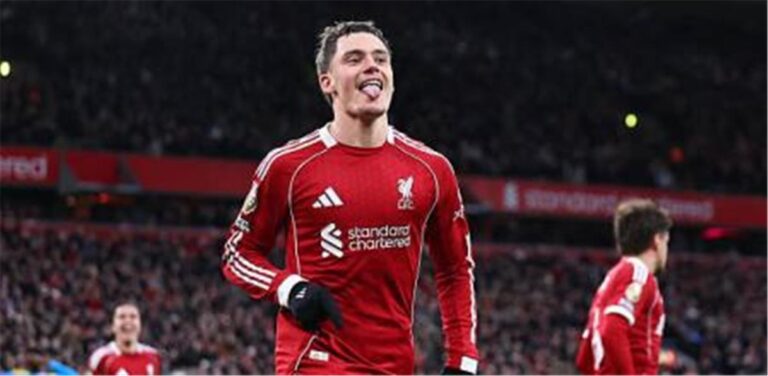 لاعب ليفركوزن: طالبت فيرتز بعدم الانتقال إلى بايرن ميونخ