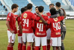 موقف سيحا وجراديشار من الرحيل عن الأهلي في يناير