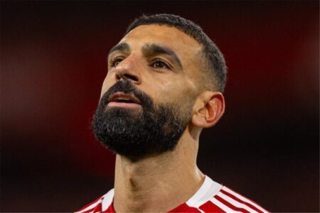 رومانو يكشف إمكانية تعاقد ليفربول مع ''بديل محمد صلاح'' في الشتاء