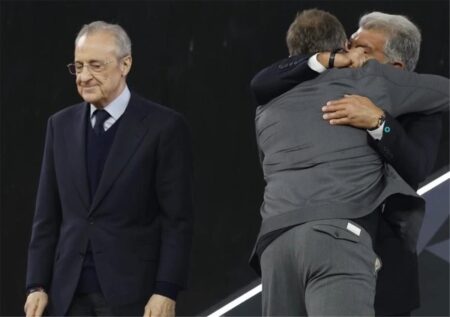 مفاجأة.. بيريز ساعد لابورتا في العودة إلى رئاسة برشلونة