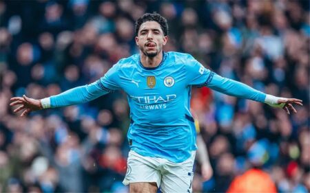 بين رفض الرحيل وإراحة هالاند.. ماذا ينتظر عمر مرموش عند عودته إلى مانشستر سيتي؟