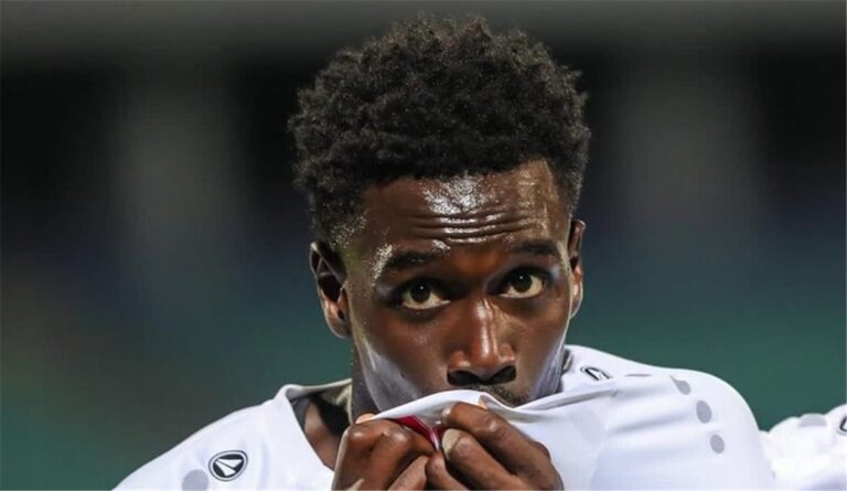خاص | مهاجم إفريقي في أوروبا يوافق على الانتقال إلى الأهلي.. وعقبة أمام الصفقة
