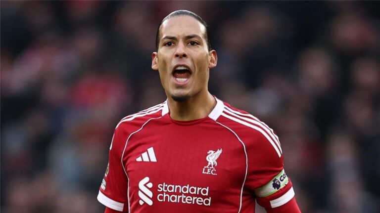 فان دايك: الإحباط يسيطر عليَ.. وحزين من أجل محمد صلاح