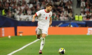 خاص | عرض مصري منافس يهدد انتقال عودة الفاخوري إلى الأهلي