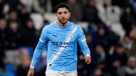 مانشستر سيتي يغازل عمر مرموش وسط غموض مستقبله مانشستر سيتي يغازل عمر مرموش وسط غموض مستقبله