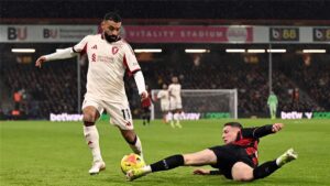 محمد صلاح يتقدم في قائمة تاريخية بالدوري الإنجليزي بفضل هدف سوبوسلاي أمام بورنموث