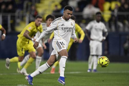 فيديو | مبابي يوضح حقيقة تعمده إهداء ضربة جزاء بانينكا لـ إبراهيم دياز