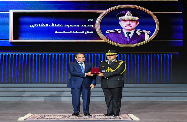 25 صورة ترصد حفل عيد الشرطة الـ74 وتكريم السيسي لأسر الشهداء وقيادات الداخلية