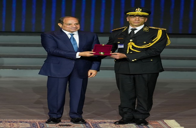 25 صورة ترصد حفل عيد الشرطة الـ74 وتكريم السيسي لأسر الشهداء وقيادات الداخلية