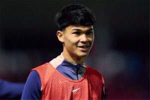 تطور مفاجئ بين باريس سان جيرمان وبرشلونة بشأن التعاقد مع درو