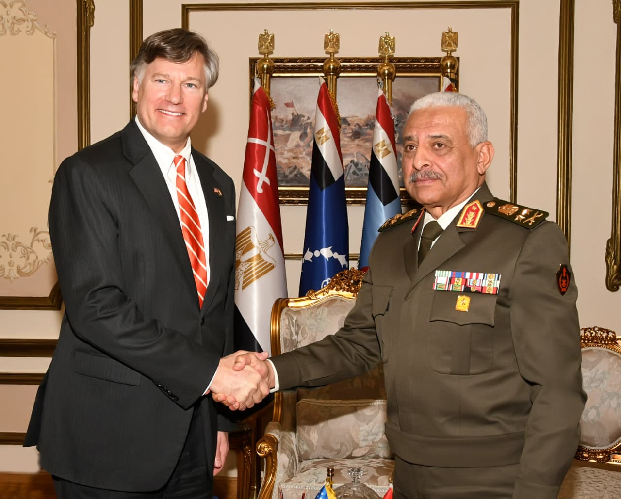 وزير الدفاع يلتقى نائب وزير الخارجية الأمريكى.. صور