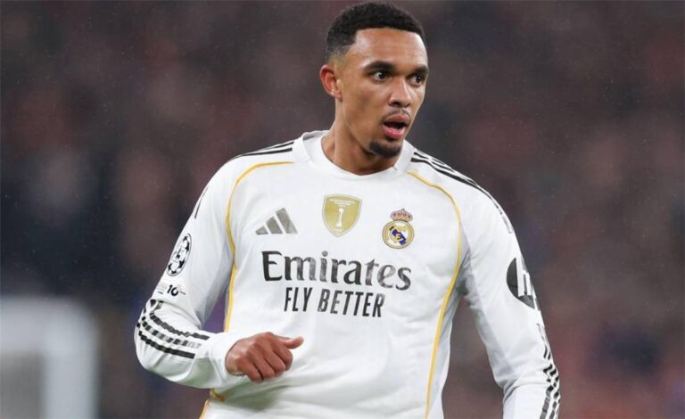 إيكو تكشف هل يعود أرنولد إلى ليفربول حال رحيله عن ريال مدريد؟ إيكو تكشف هل يعود أرنولد إلى ليفربول حال رحيله عن ريال مدريد؟