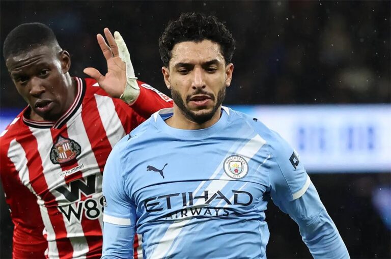 آرسنال يجبر مانشستر سيتي على اتخاذ قرار حاسم بشأن مستقبل عمر مرموش