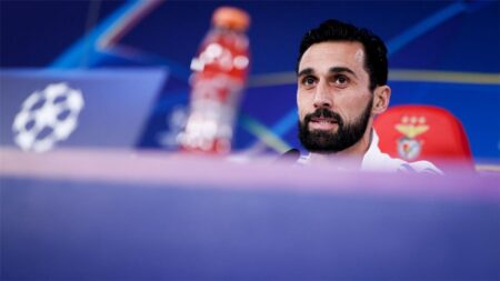 كاماتشو: أريبلوا يفهم كيف تدار الأمور في ريال مدريد كاماتشو: أريبلوا يفهم كيف تدار الأمور في ريال مدريد