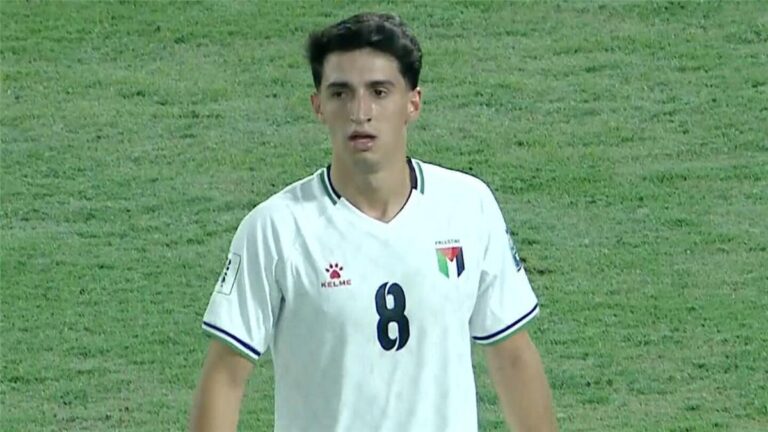 خاص | هل تفاوض الأهلي من أجل ضم أجوستين منصور لاعب فلسطين؟