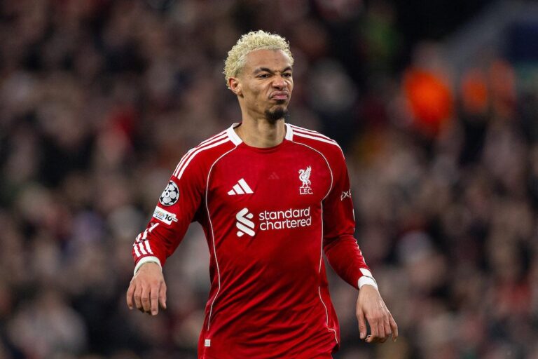 إيكتيكي عن صافرات استهجان جماهير نيوكاسل: لست مهتمًا.. وأريد مساعدة ليفربول إيكتيكي عن صافرات استهجان جماهير نيوكاسل: لست مهتمًا.. وأريد مساعدة ليفربول