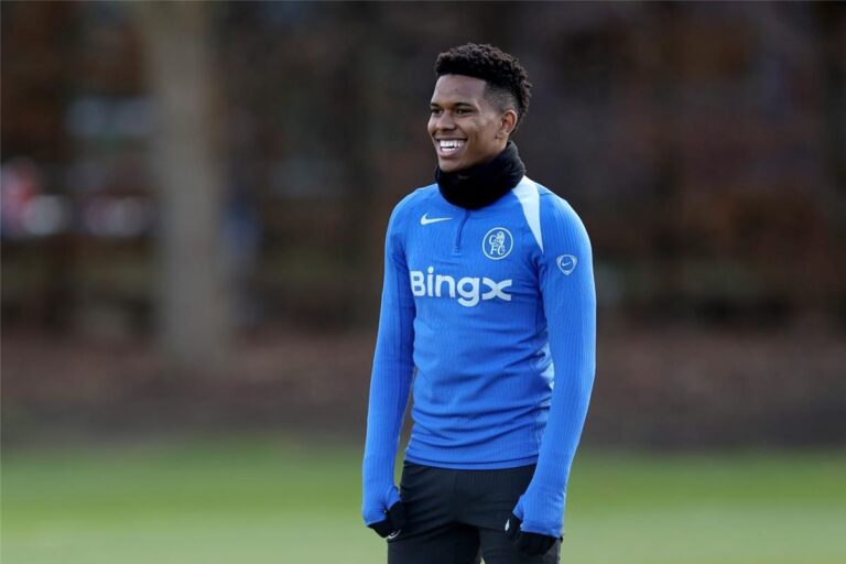 ديكو يوضح سبب رفض برشلونة التعاقد مع إستيفاو قبل تشيلسي ديكو يوضح سبب رفض برشلونة التعاقد مع إستيفاو قبل تشيلسي