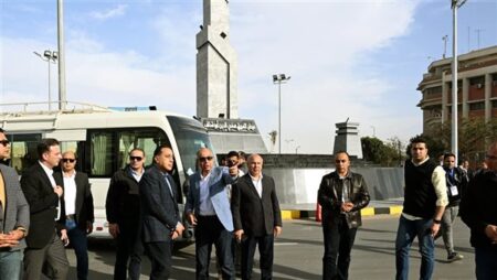 رئيس الوزراء يتفقد تطوير ميدان الفريق "صفي الدين أبو شناف" بالمنيا.. صور